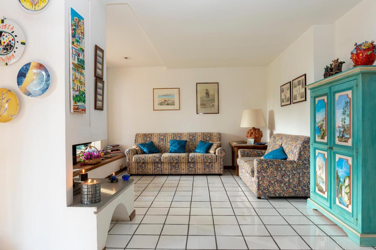 Casa Vacanze Il Bacio ピアーノ・ディ・ソッレント エクステリア 写真